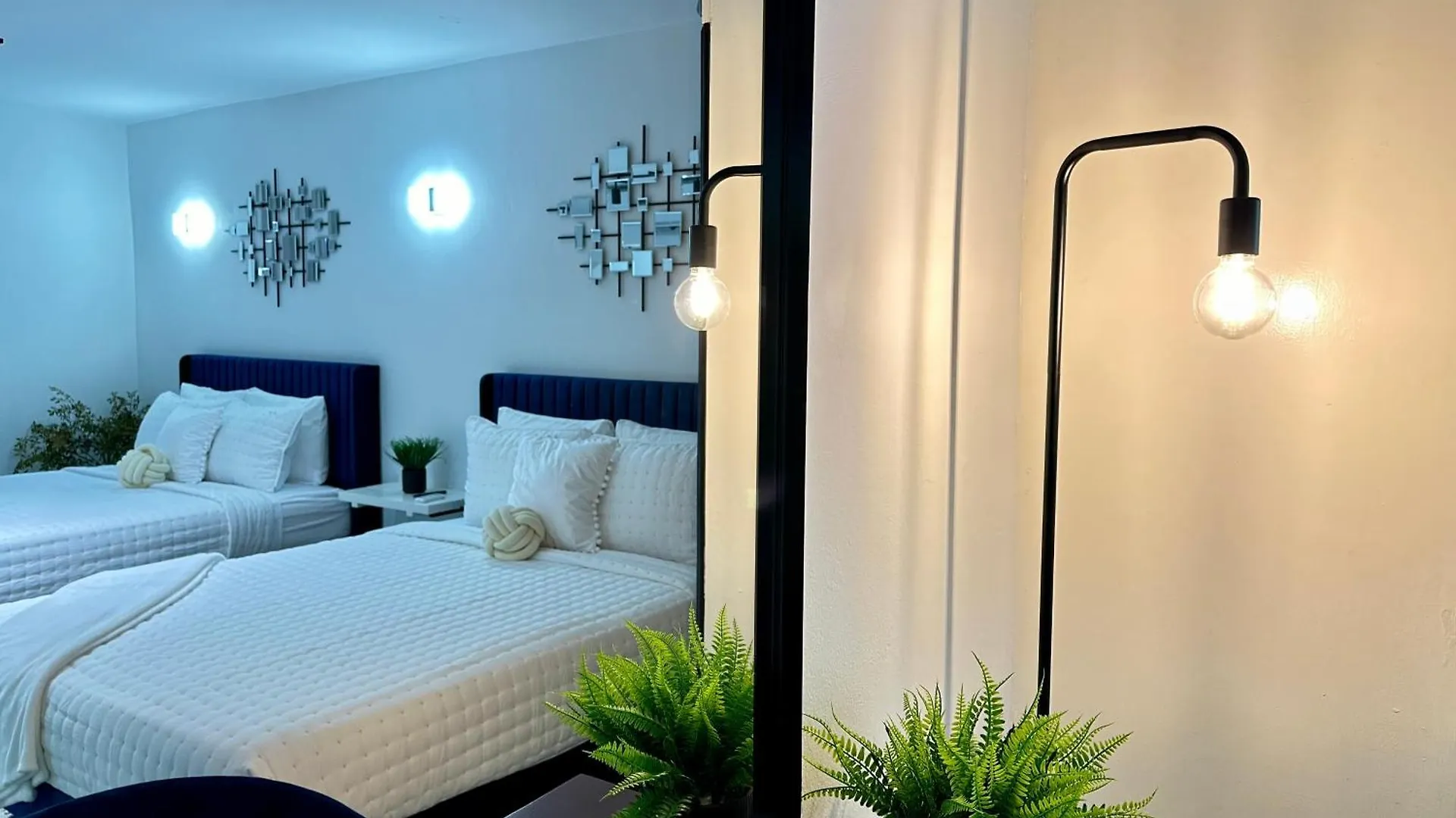 Apartment Falcon Shoreline- Airport Pickup Available - Gated-Security Montego Bay