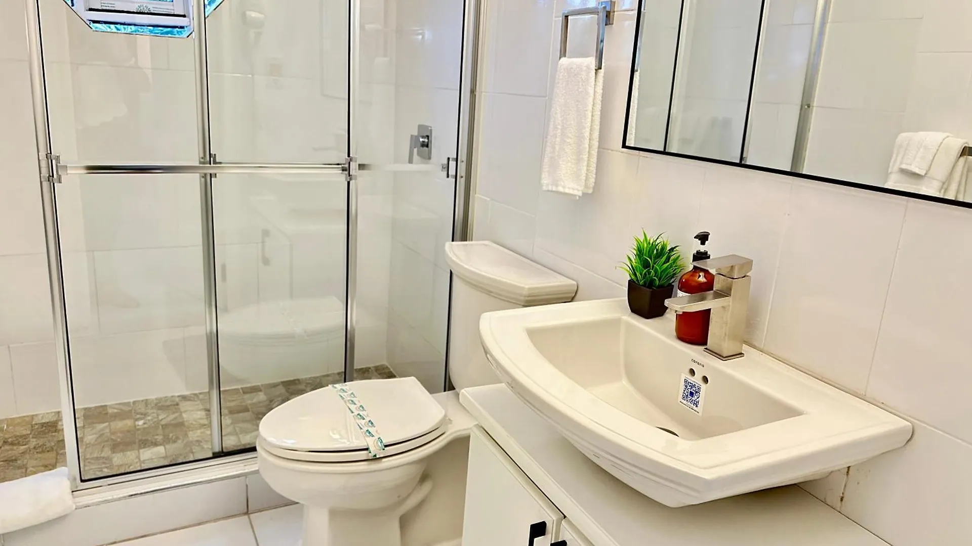 Falcon Shoreline- Airport Pickup Available - Gated-Security Montego Bay 0*,  Jamaica